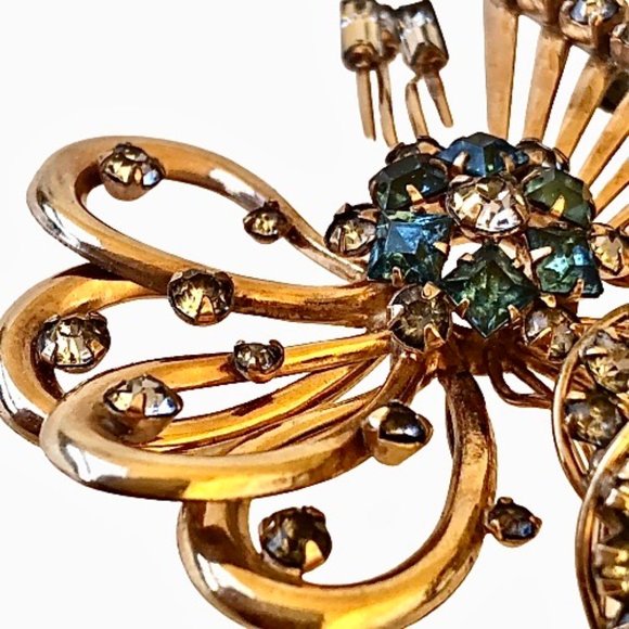 M&S Rhinestone Bow Brooch 1/20 12K Gold Filled Vintage Signed 1950s - Picture 10 of 16